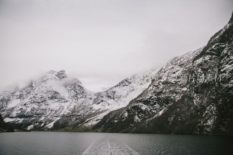 挪威冬季的n øyfjord